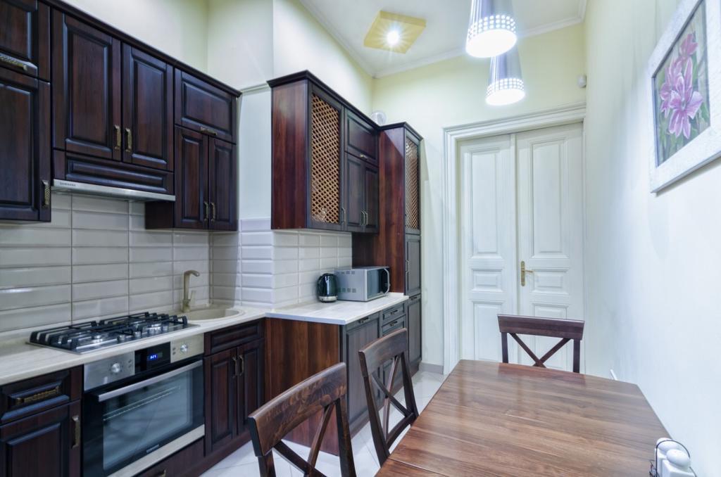 Apartment Grebinky 9 Лвив Екстериор снимка