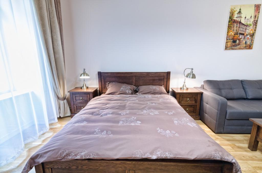 Apartment Grebinky 9 Лвив Екстериор снимка