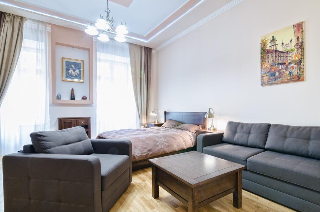 Apartment Grebinky 9 Лвив Екстериор снимка
