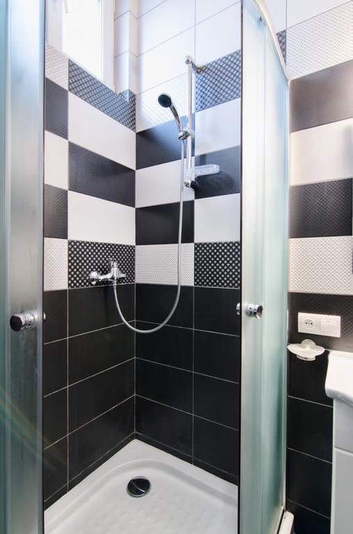 Apartment Grebinky 9 Лвив Екстериор снимка